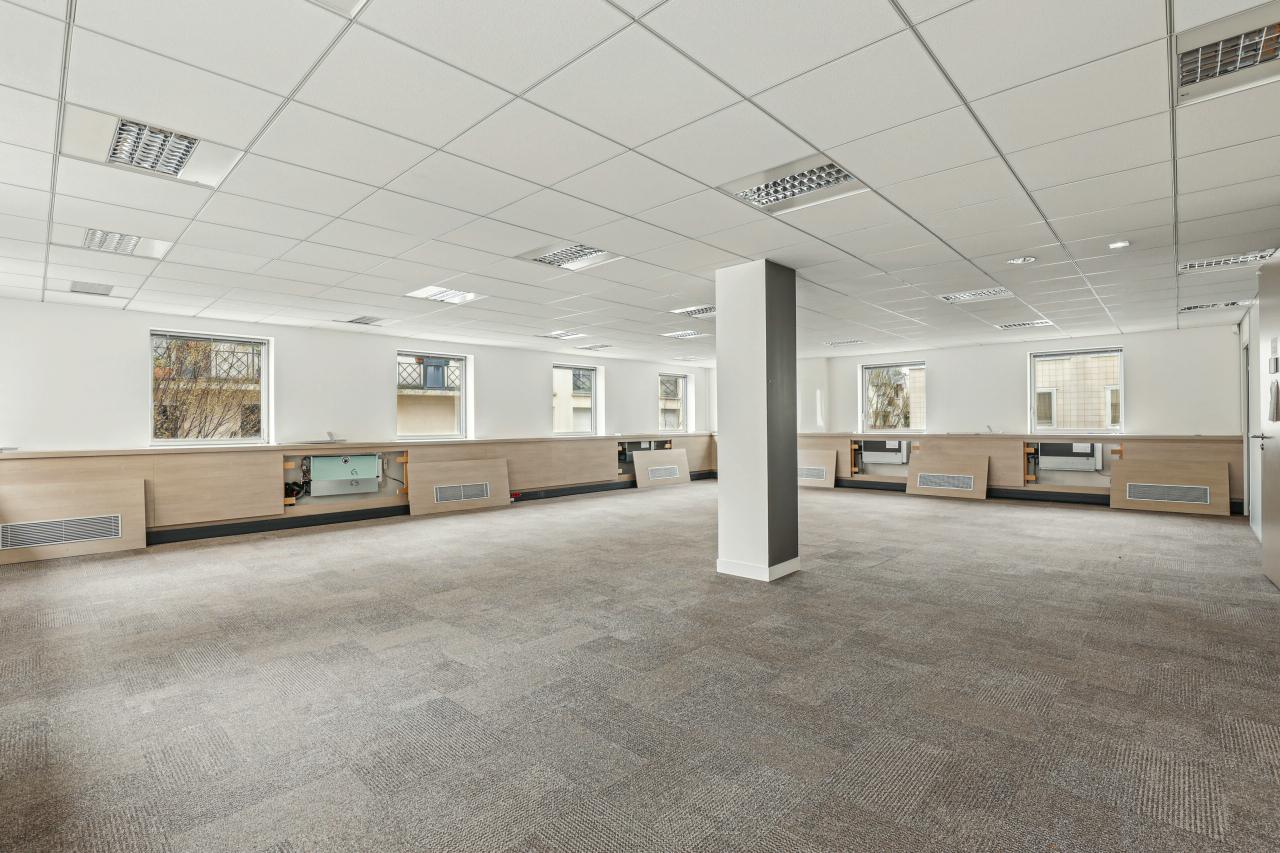Bureau Issy-les-Moulineaux 684m² Location bureau Issy-les-Moulineaux Hauts-de-Seine OLBUR2530521 11